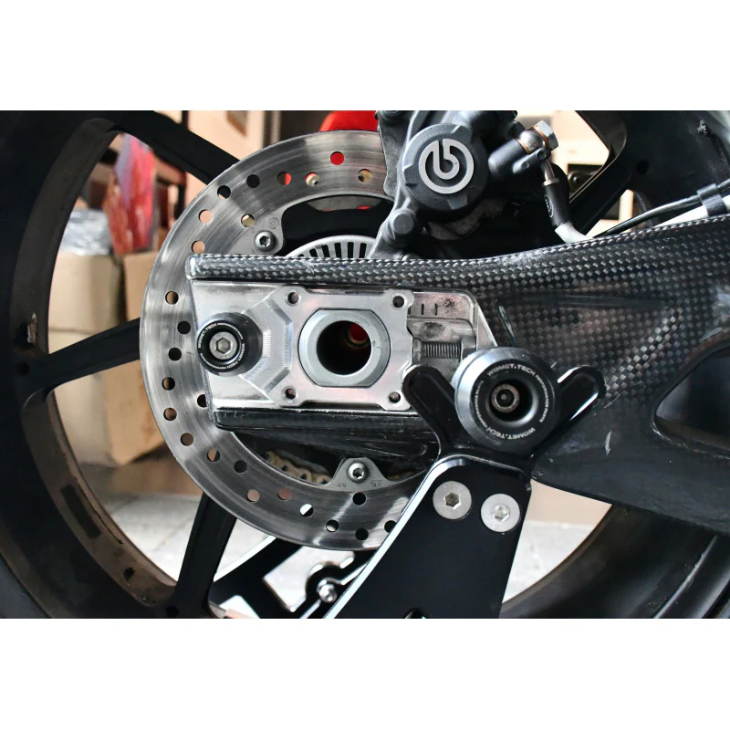 2007-2026 Yamaha R1 Axle Block Crash Protectors by Womet-Tech - Image 3