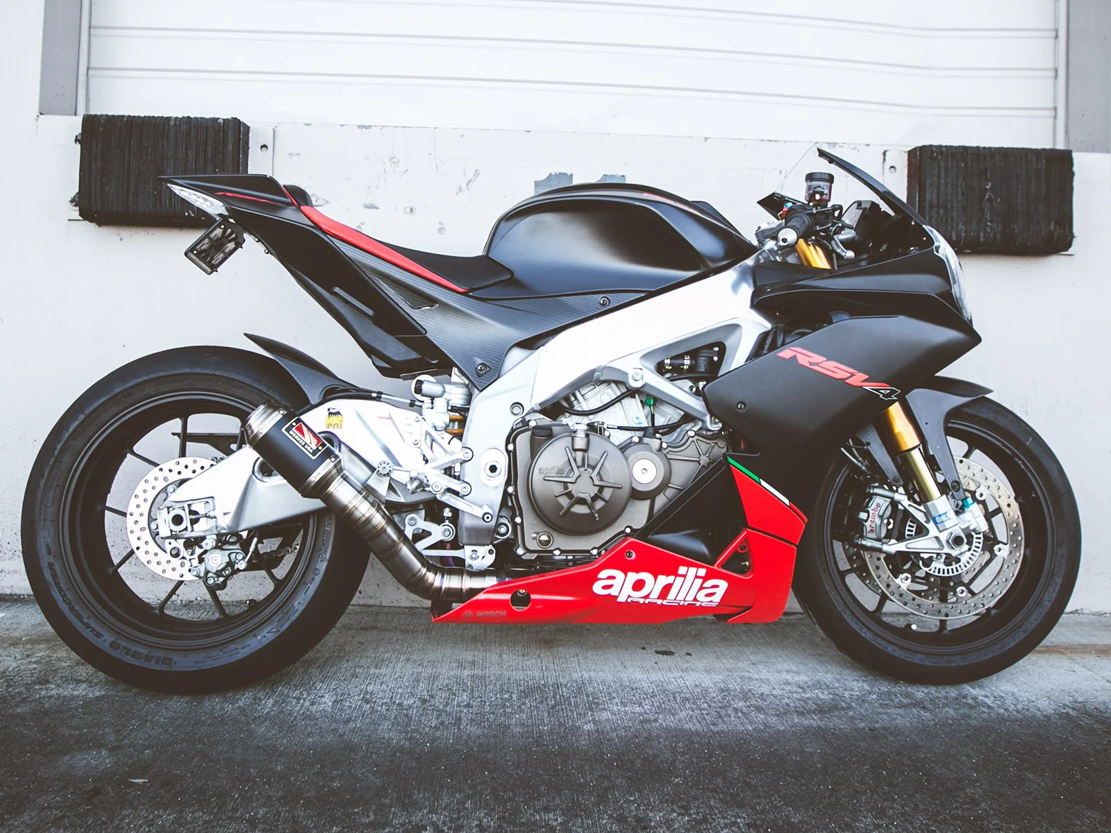 2010-2015 Aprilia RSV4 Slip-On Exhaust Race Edition - Image 2