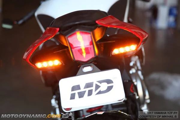 2015-2026 Yamaha R1 In Vent LED Rear Turn Signals