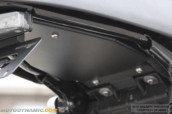 2016-2019 Triumph R Thruxton Fender Eliminator Kit and LED Tail Light in Clear Lens - Image 5
