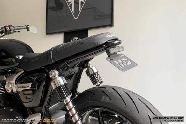 2016-2018 Triumph R Thruxton Fender Eliminator Kit with LED Tail Light in Smoked Lens - Image 8