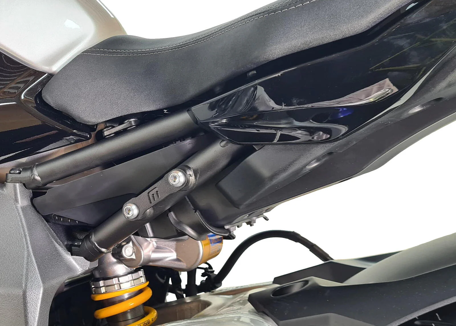 2016-2026 Yamaha MT10 Pillion Peg Delete Kit - Image 3