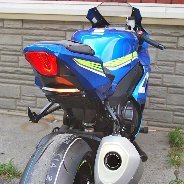 2017-2026 Suzuki GSXR1000 Fender Eliminator / Tail Tidy with Turn Signals - Image 4