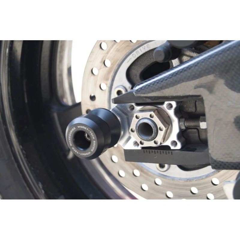 2017-2020 Yamaha R6 Axle Block Crash Protectors by Womet-Tech - Image 4