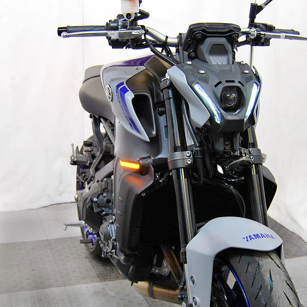 2021-2023 Yamaha MT09 Front LED Turn Signals - Image 5