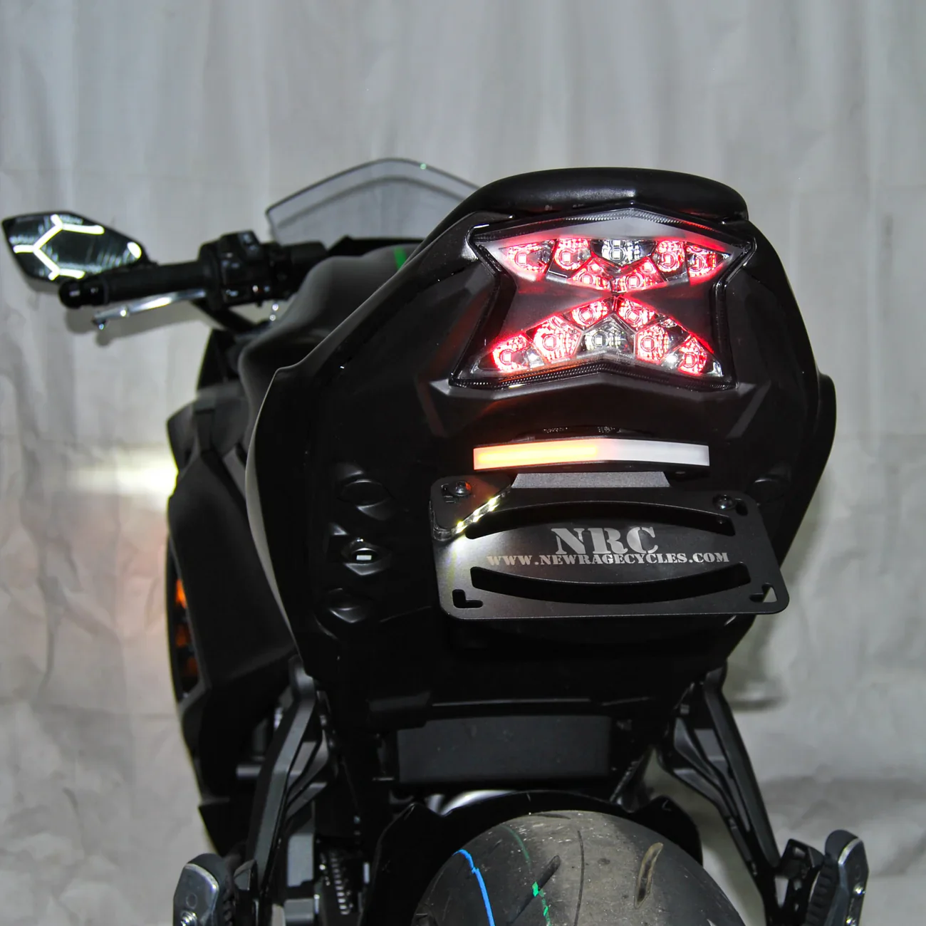 2023-2026 Kawasaki Ninja 650 Fender Eliminator / Tail Tidy with LED Turn Signals