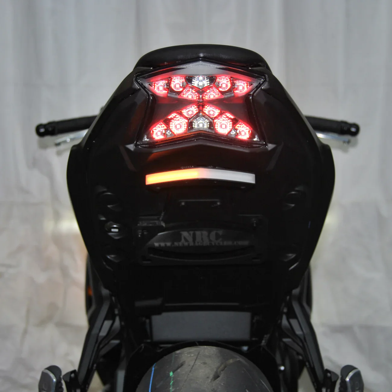2023-2026 Kawasaki Ninja 650 Fender Eliminator / Tail Tidy with LED Turn Signals - Image 4