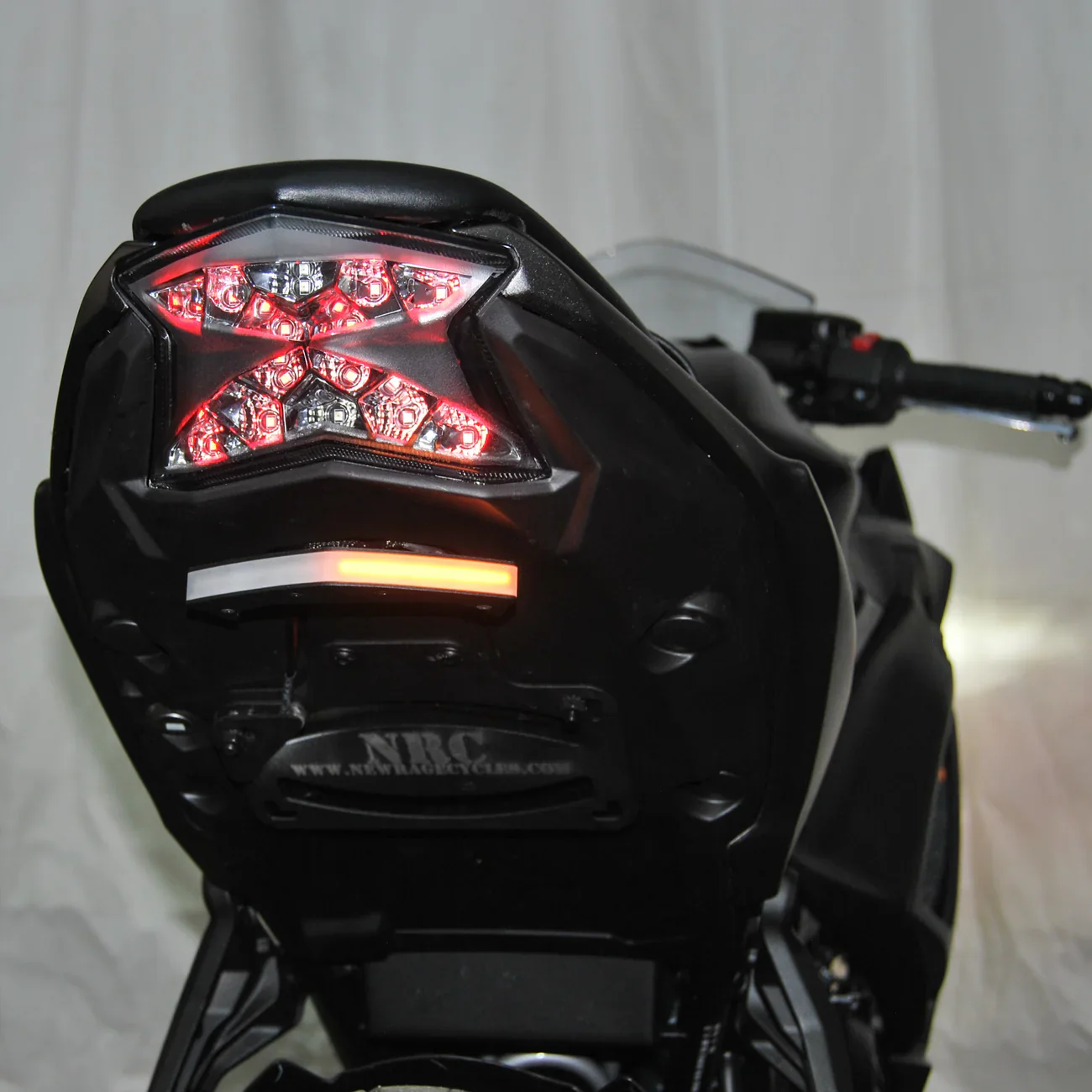 2023-2026 Kawasaki Ninja 650 Fender Eliminator / Tail Tidy with LED Turn Signals - Image 5