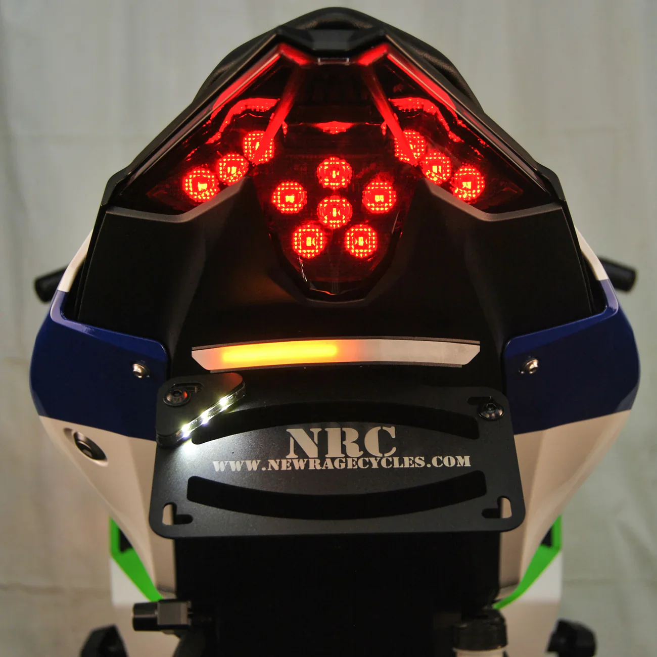2024-2026 Kawasaki Ninja 500 Fender Eliminator / Tail Tidy with LED Turn Signals - Image 3