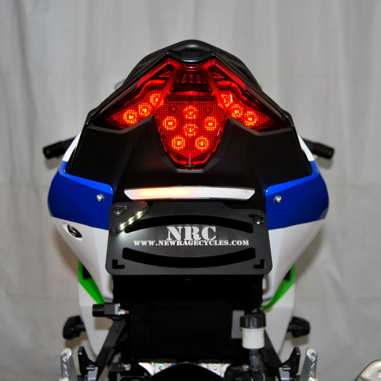 2024-2026 Kawasaki Ninja 500 Fender Eliminator / Tail Tidy with LED Turn Signals - Image 4