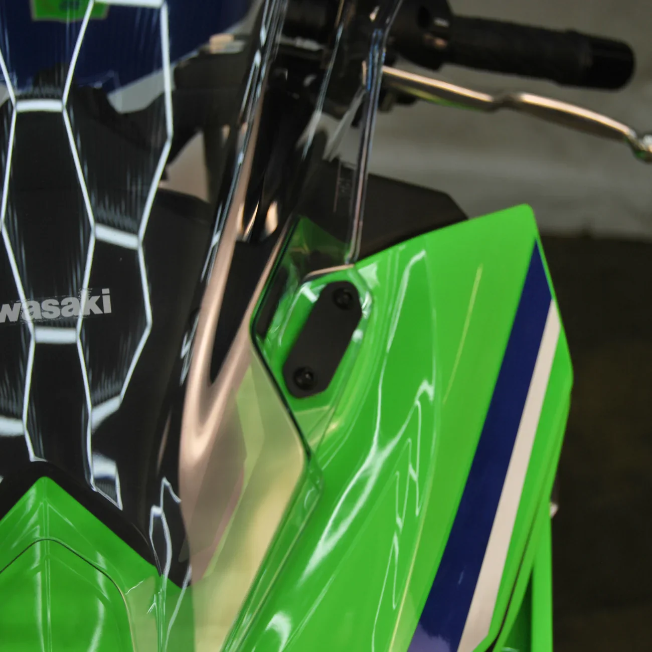 2024-2026 Kawasaki Ninja 500 Mirror Block Off Plates - Image 3