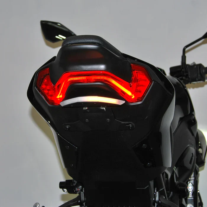 2024-2026 Kawasaki Z900 Fender Eliminator with Turn Signals - Image 4