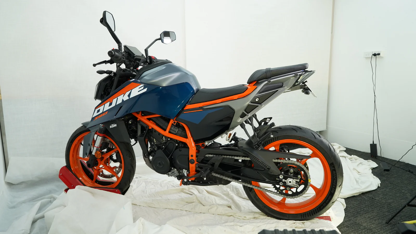 2024-2026 KTM 390 Duke Fender Eliminator Kit / Tail Tidy - Image 7