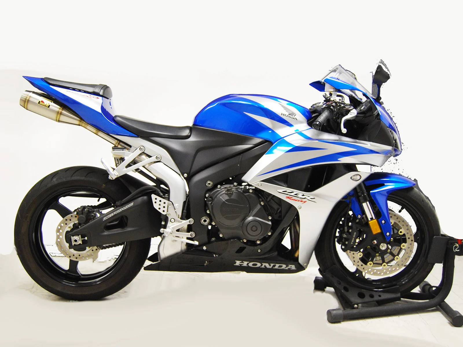 2007-2012 Honda CBR600RR Slip-On Exhaust - Image 3
