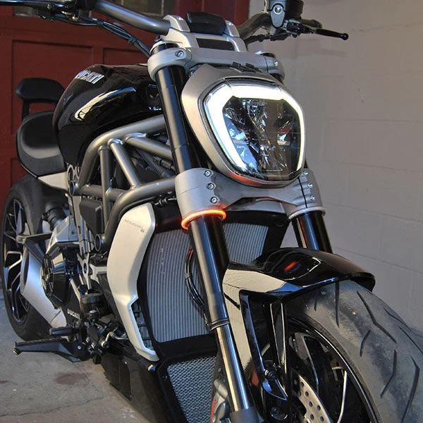 Yamaha XSR900 Rage 360 Fork Mount LED Turn Signals - Image 4